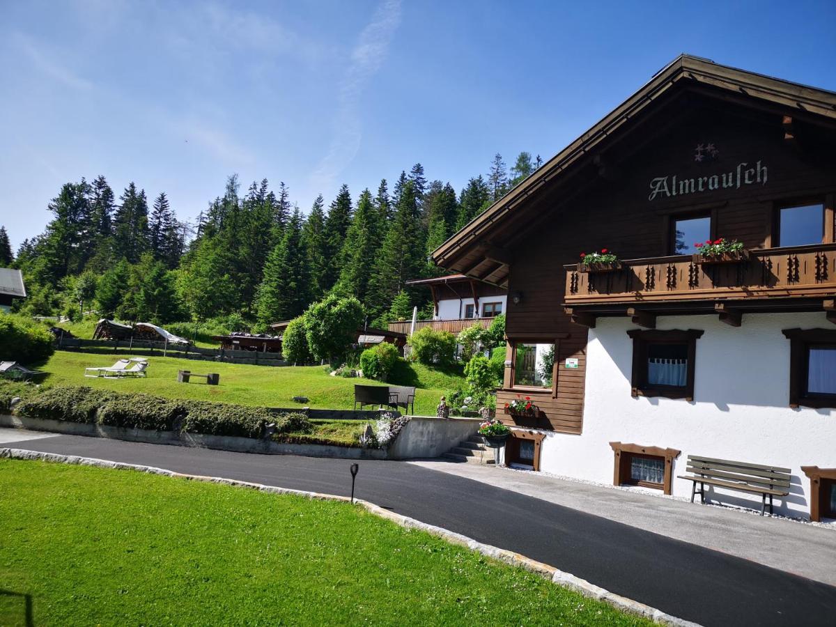 Haus Almrausch Seefeld no Tirol Exterior foto